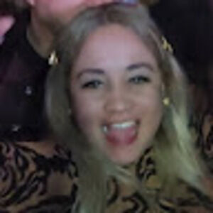 Meet your Posher, Leydis laura